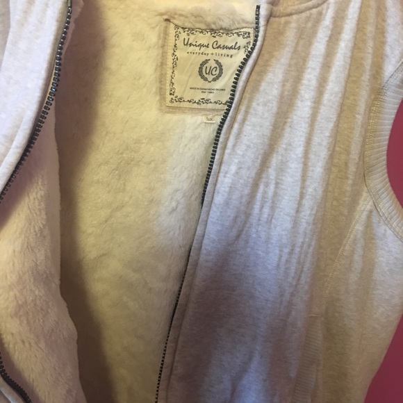 gray hoodie vest - Picture 3 of 3